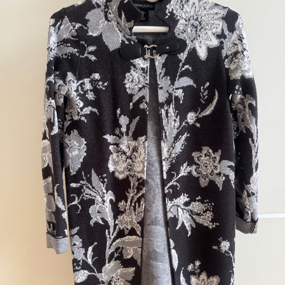 Cynthia Rowley Cardigan Longline Dark Floral Cottage Sweater Coat Gray